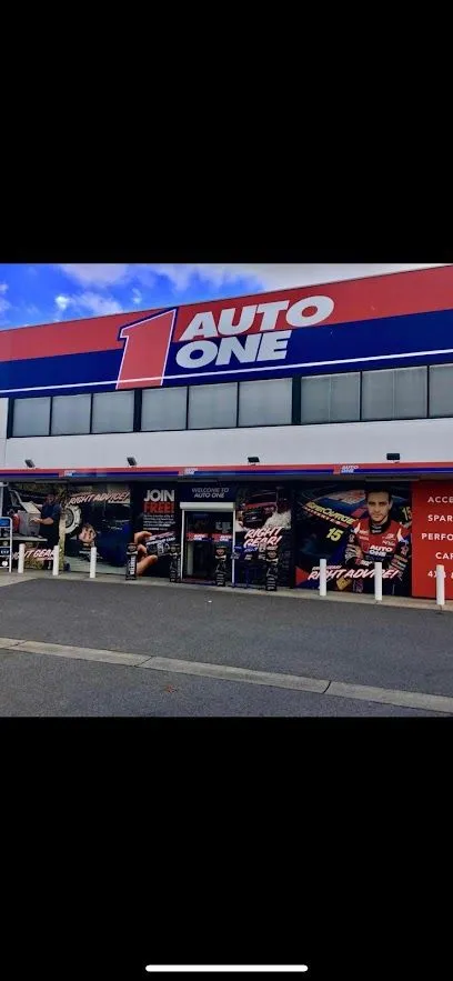 Auto One Clovercrest, Modbury